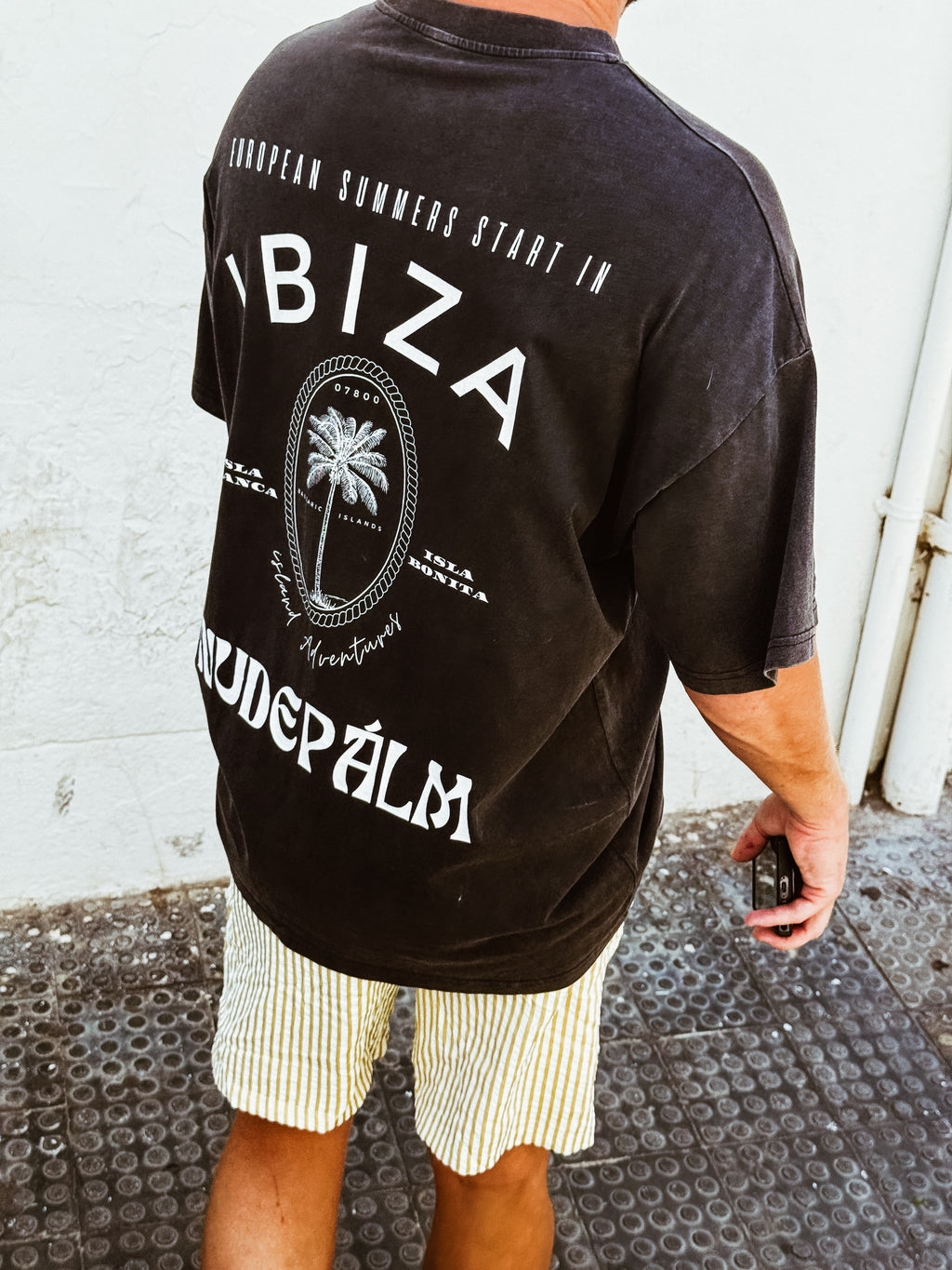 ICONIC IBIZA ISLAND T - SUN SOAKED BLACK | OVERSIZED FIT - UNISEX