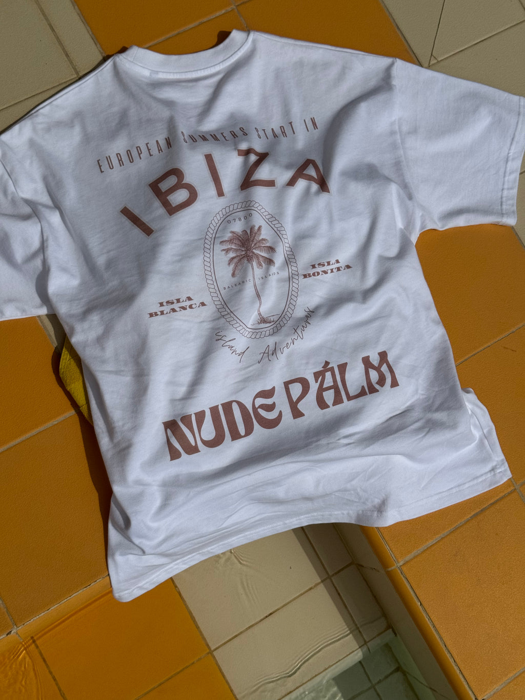ICONIC IBIZA ISLAND T - SHIRT - BLANCO