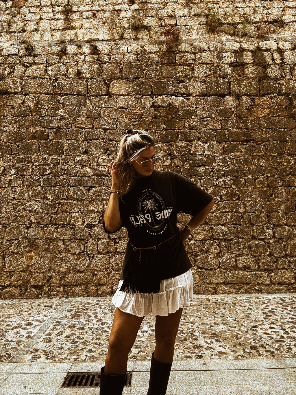 ICONIC IBIZA ISLAND T - SUN SOAKED BLACK | OVERSIZED FIT - UNISEX