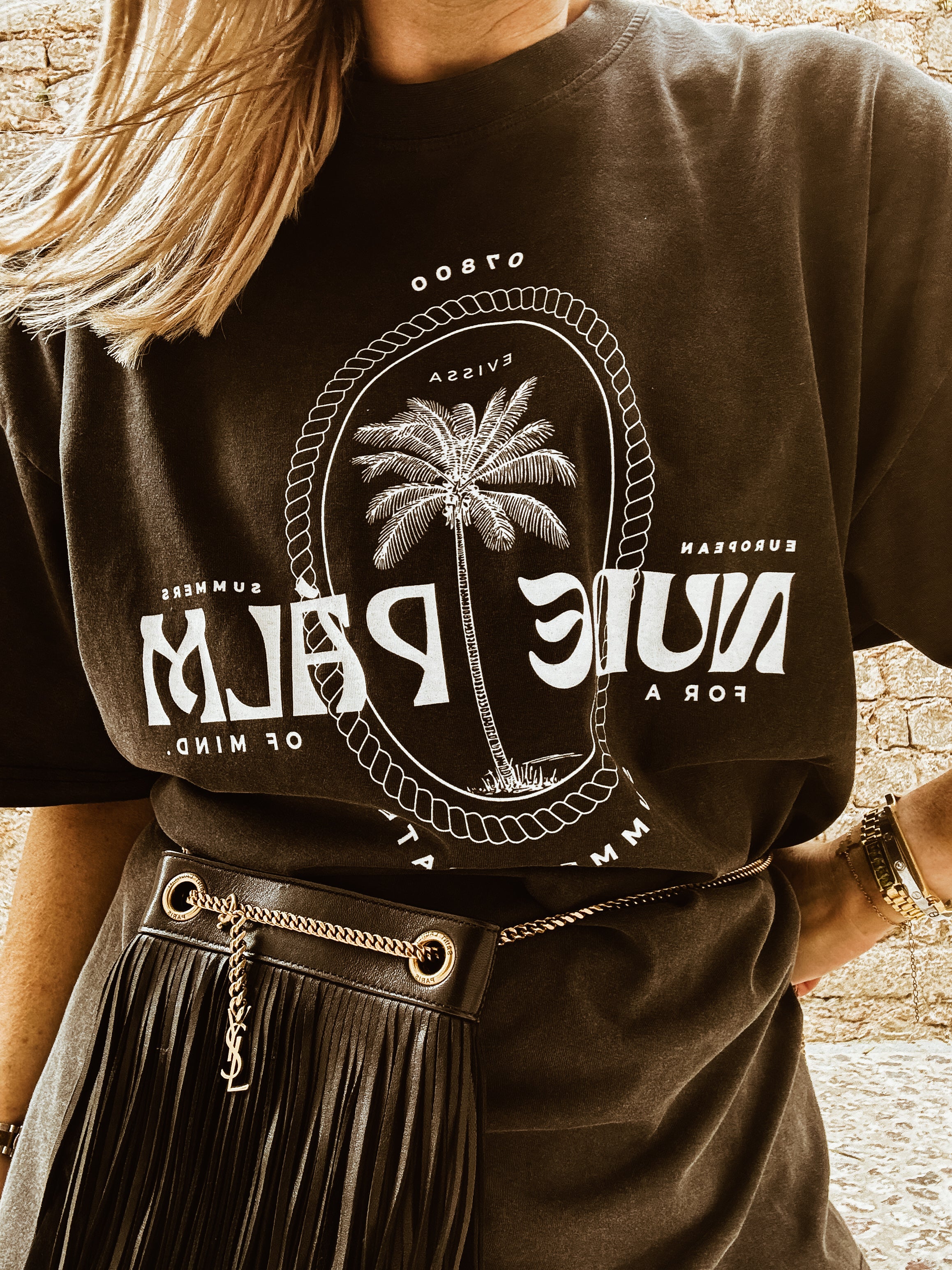 ICONIC IBIZA ISLAND T - SUN SOAKED BLACK | OVERSIZED FIT - UNISEX