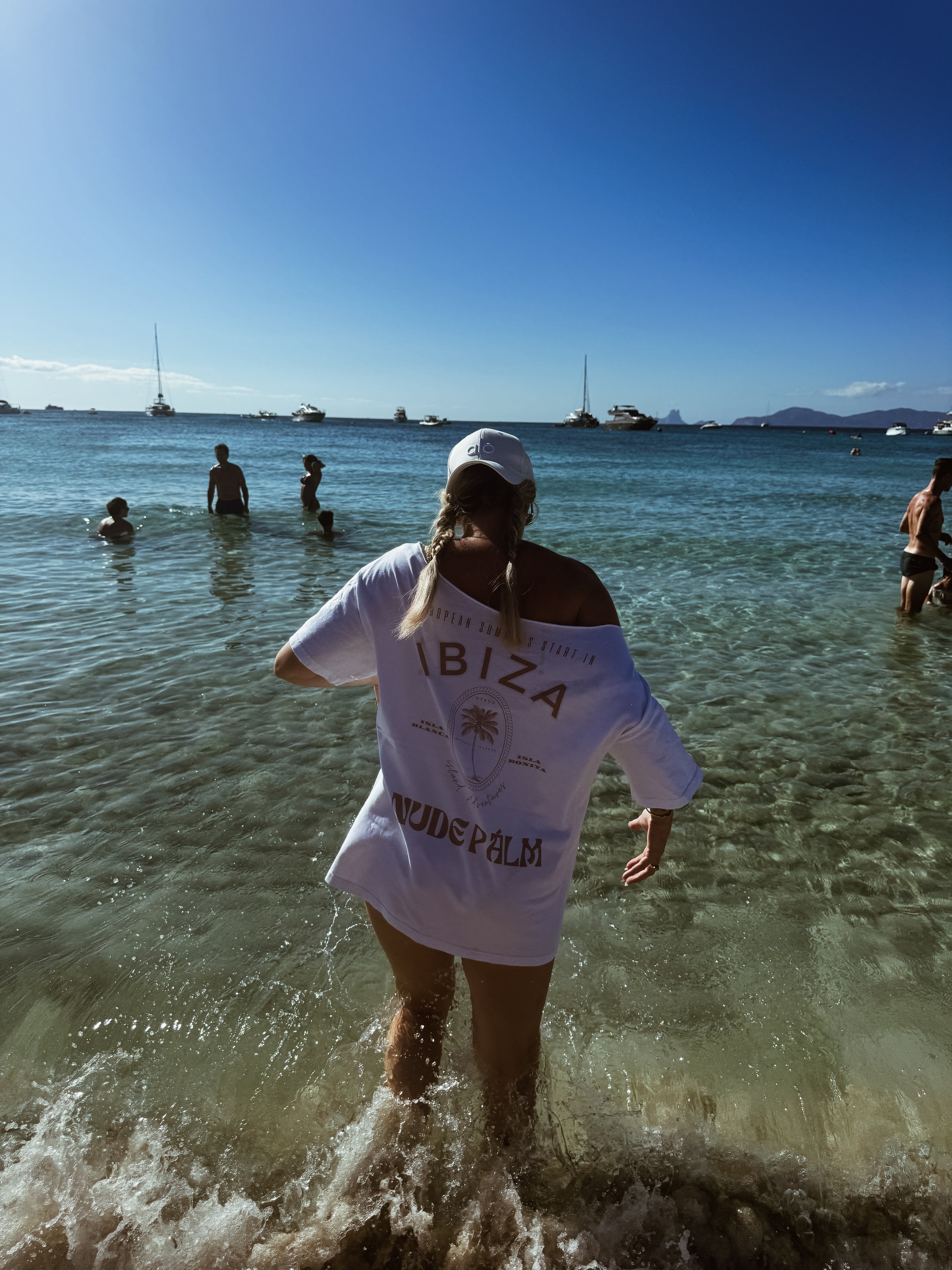 CUSTOM 90s OFF THE SHOULDER - ICONIC IBIZA ISLAND OVERSIZED T