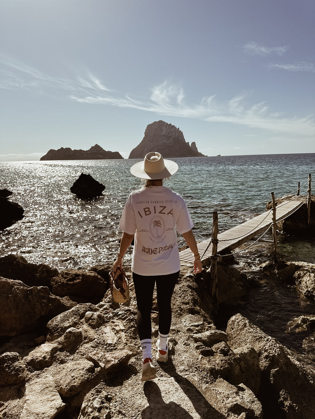 ICONIC IBIZA ISLAND T - SHIRT - BLANCO
