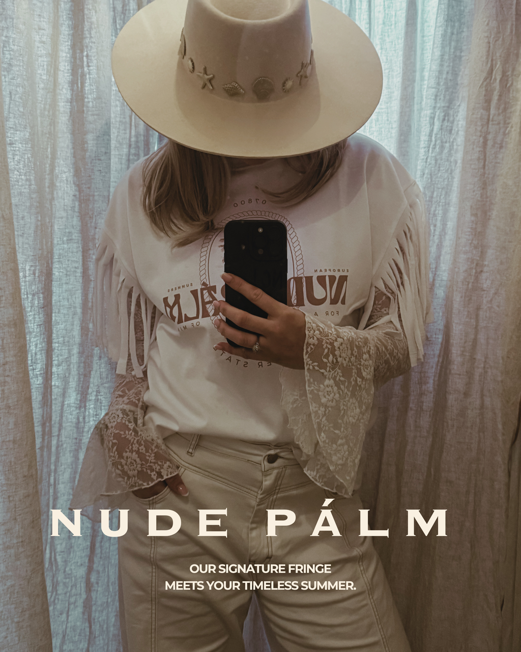 BOHEMÉ FRINGE | ICONIC IBIZA ISLAND T-SHIRT - BLANCO